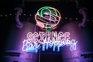 Как коронавирус изменит нашу жизнь? Смотрите лекции ученых на Science Bar Hopping Online